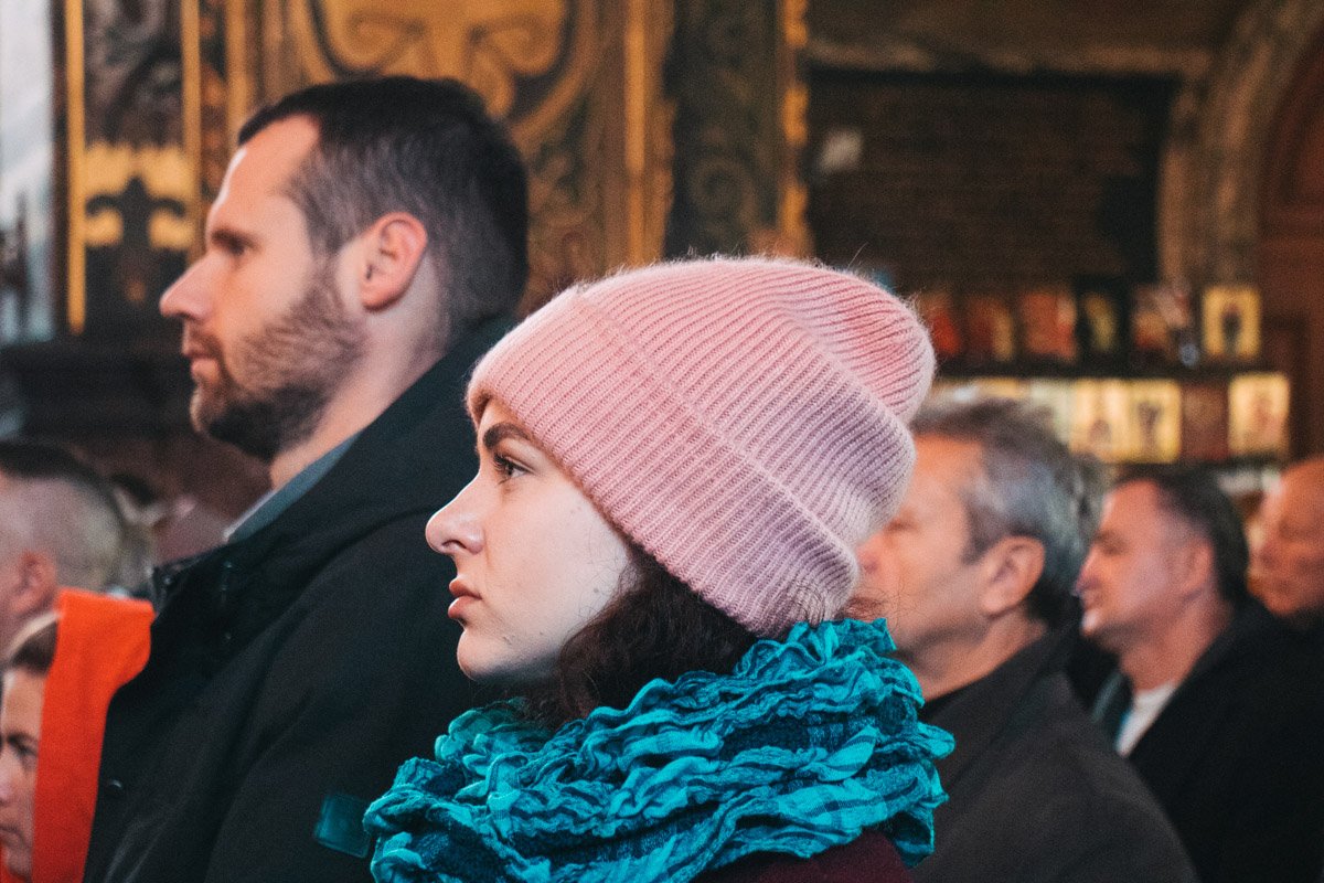 Службы одновременно стартовали в разных городах Украины и в храмах всех конфессий Службы одновременно стартовали в разных городах Украины и в храмах всех конфессий