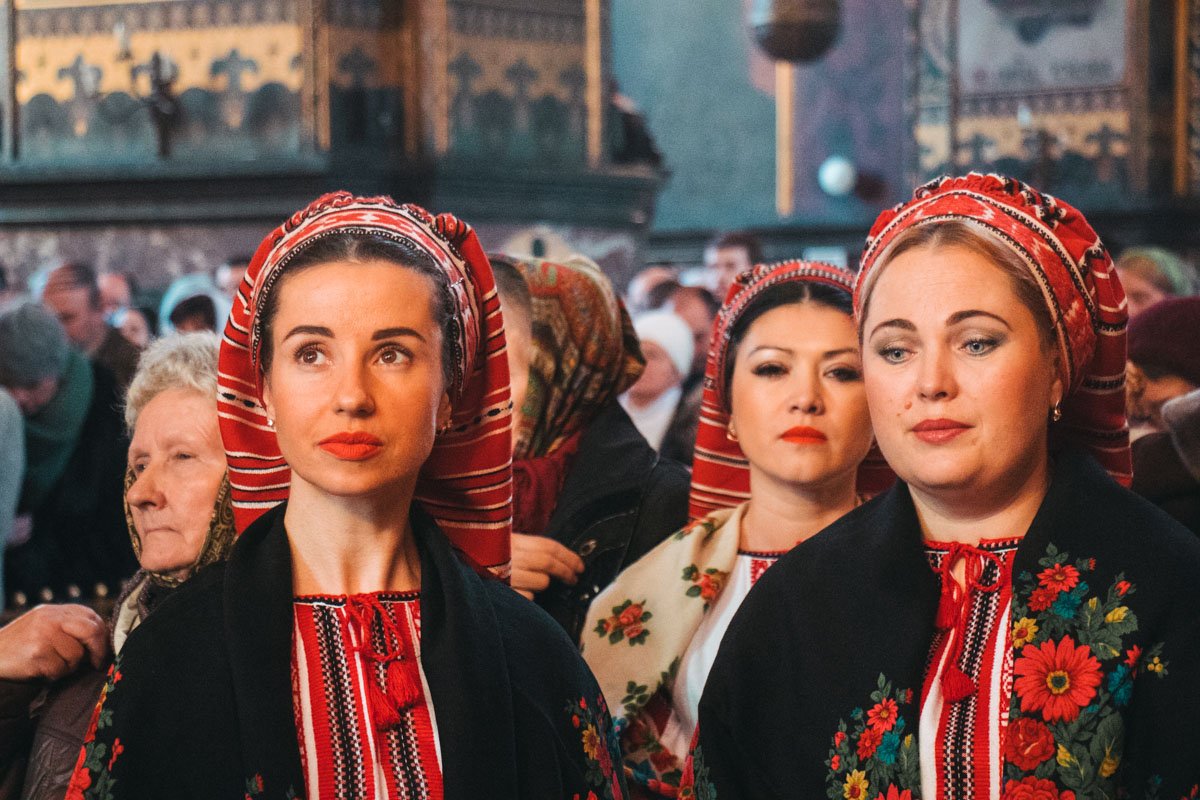 Подобные молебны проходят прежде всего для того, чтобы родственники жертв могли почтить память близких Подобные молебны проходят прежде всего для того, чтобы родственники жертв могли почтить память близких