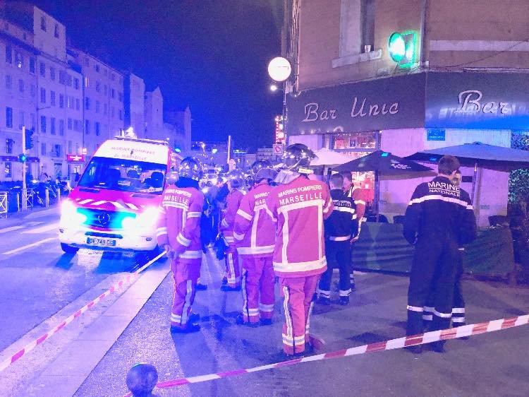 В результате нападения в больницу попали шесть человек В результате нападения в больницу попали шесть человек