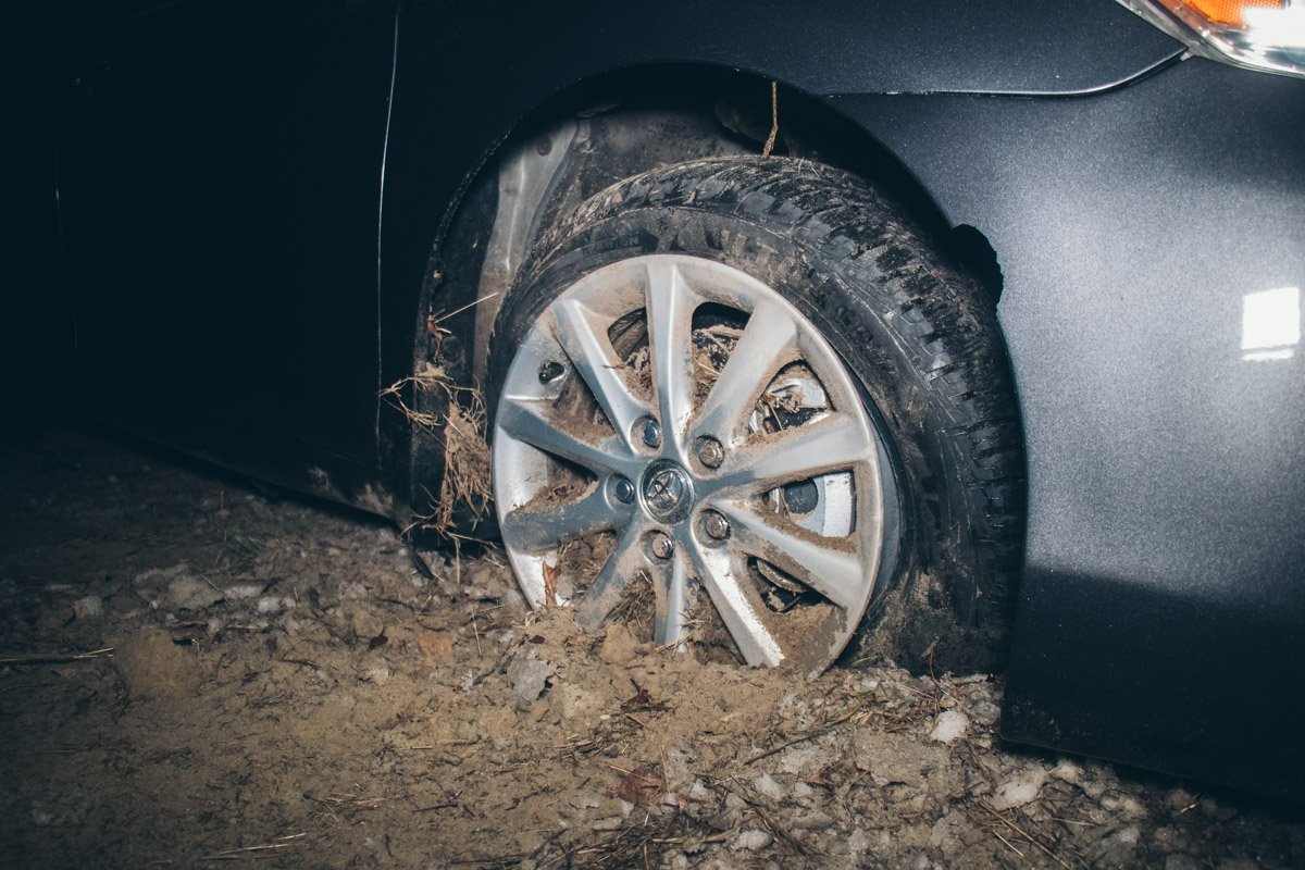 Машины не столкнулись, оба парня отделались испугом, авто также фактически не пострадали