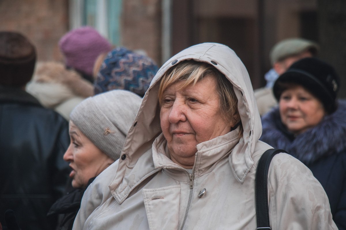 Люди требуют, чтобы власти города отреагировали на их требования