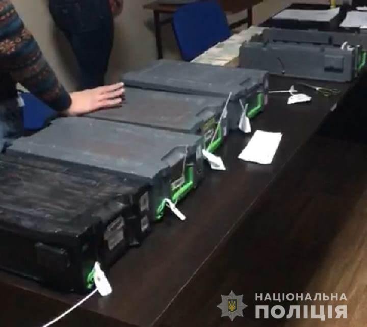 В пяти похищенных кассетах находилось 3 миллиона гривен