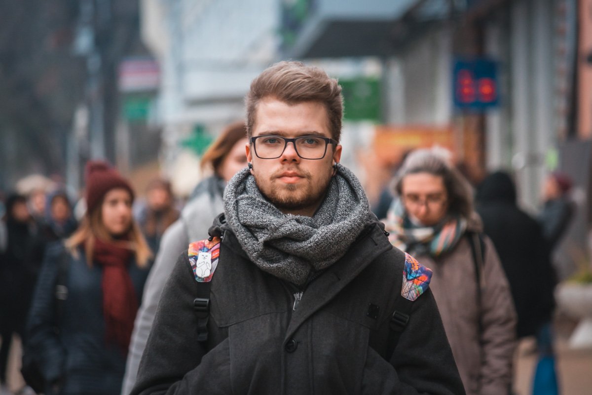 Этот парень точно знает, что значит быть стильным Этот парень точно знает, что значит быть стильным