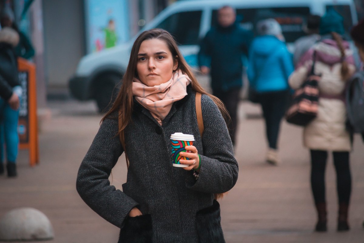 По понедельникам у большинства людей в теле вместо крови течет кофе По понедельникам у большинства людей в теле вместо крови течет кофе