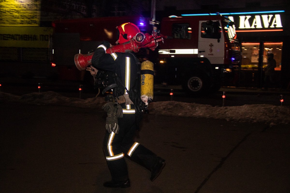 Пожарные действовали слажено и оперативно Пожарные действовали слажено и оперативно
