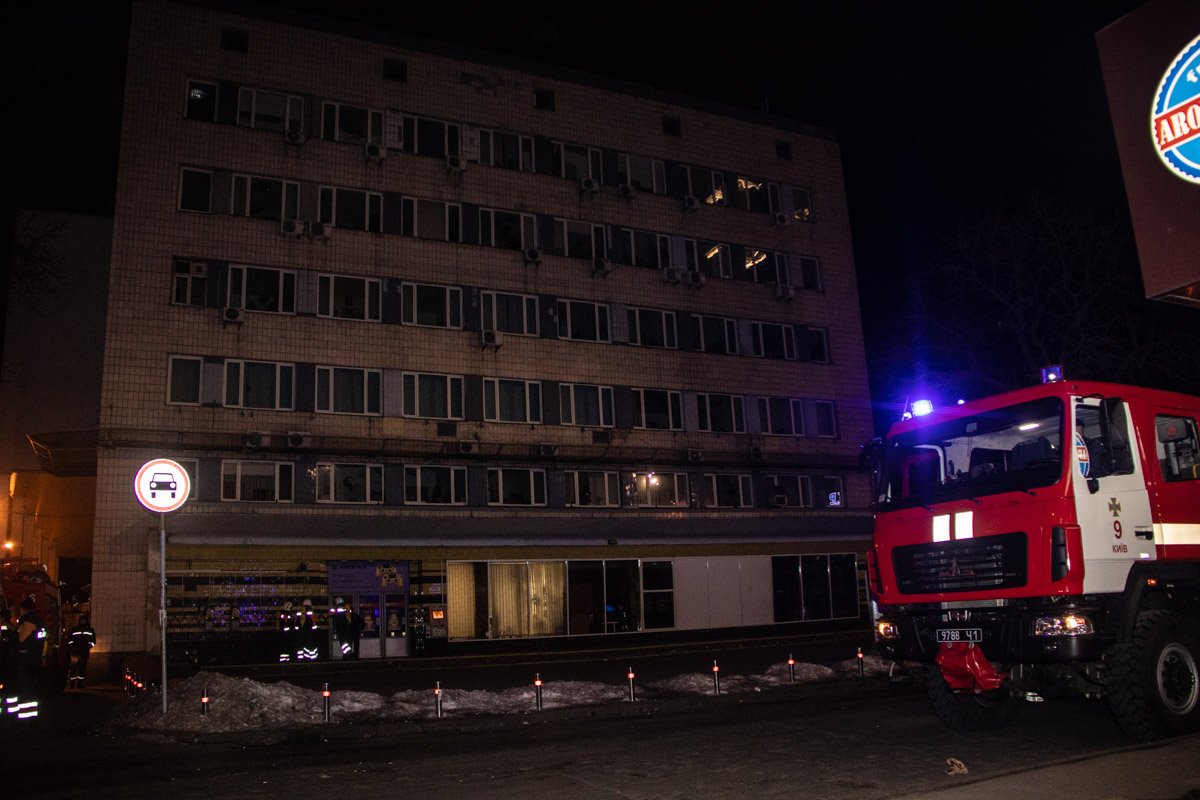 Такие мероприятия на станциях метрополитена проводятся каждый месяц Такие мероприятия на станциях метрополитена проводятся каждый месяц