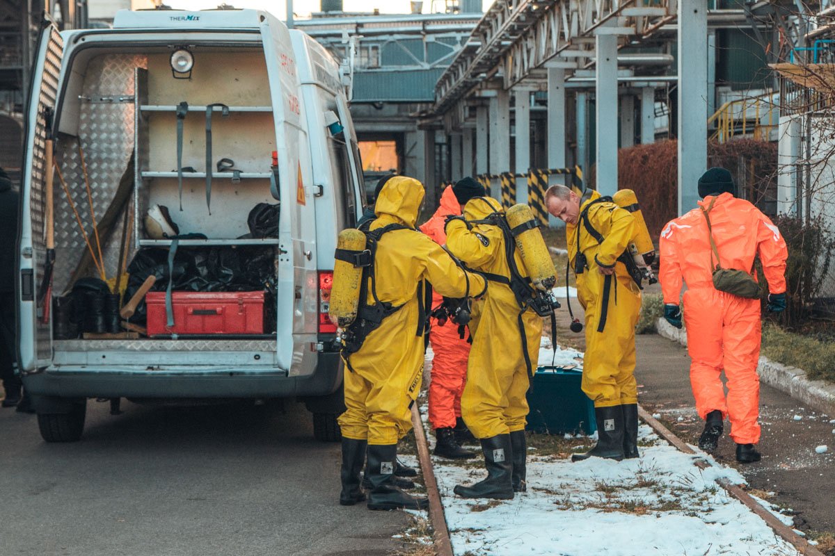 В учениях приняли участие 30 сотрудников ГСЧС и 8 единиц техники