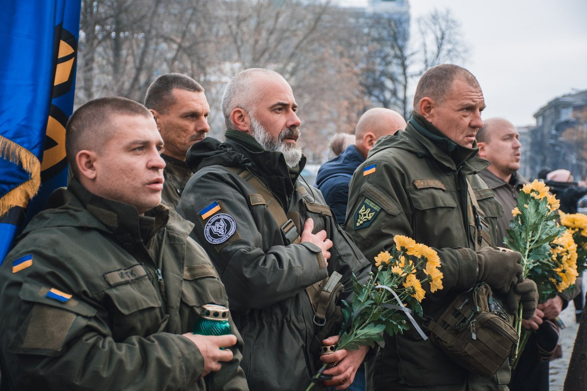 На молебен пришли около сотни человек На молебен пришли около сотни человек