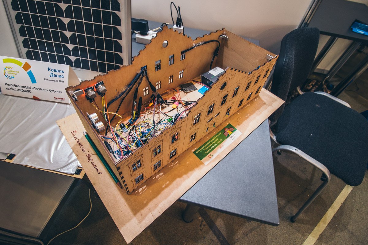 То есть, это отличный шанс для тех, у кого есть идеи, найти деньги, а тех, у кого есть финансы, найти, куда их вложить То есть, это отличный шанс для тех, у кого есть идеи, найти деньги, а тех, у кого есть финансы, найти, куда их вложить