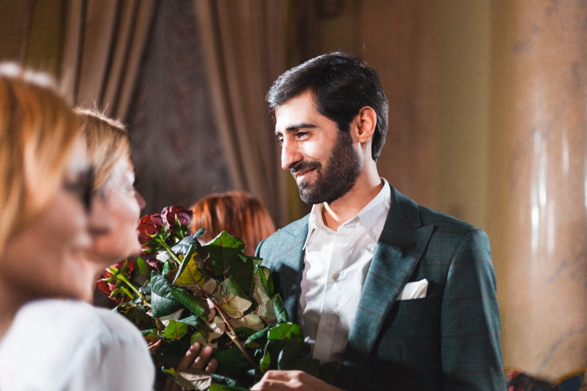 Очаровательный Гайк Аванесян принимает поздравления Очаровательный Гайк Аванесян принимает поздравления