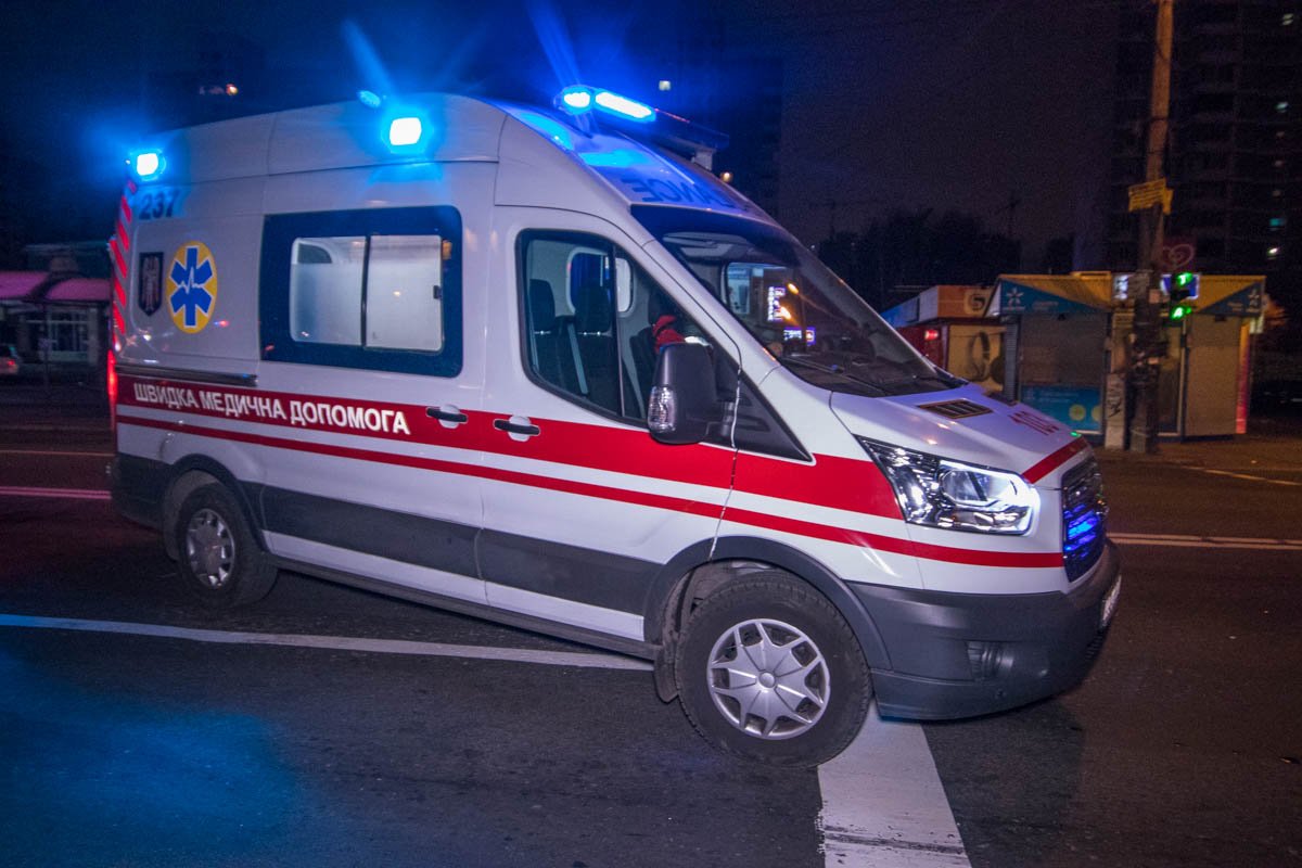 Потерпевшего забрала скорая помощь