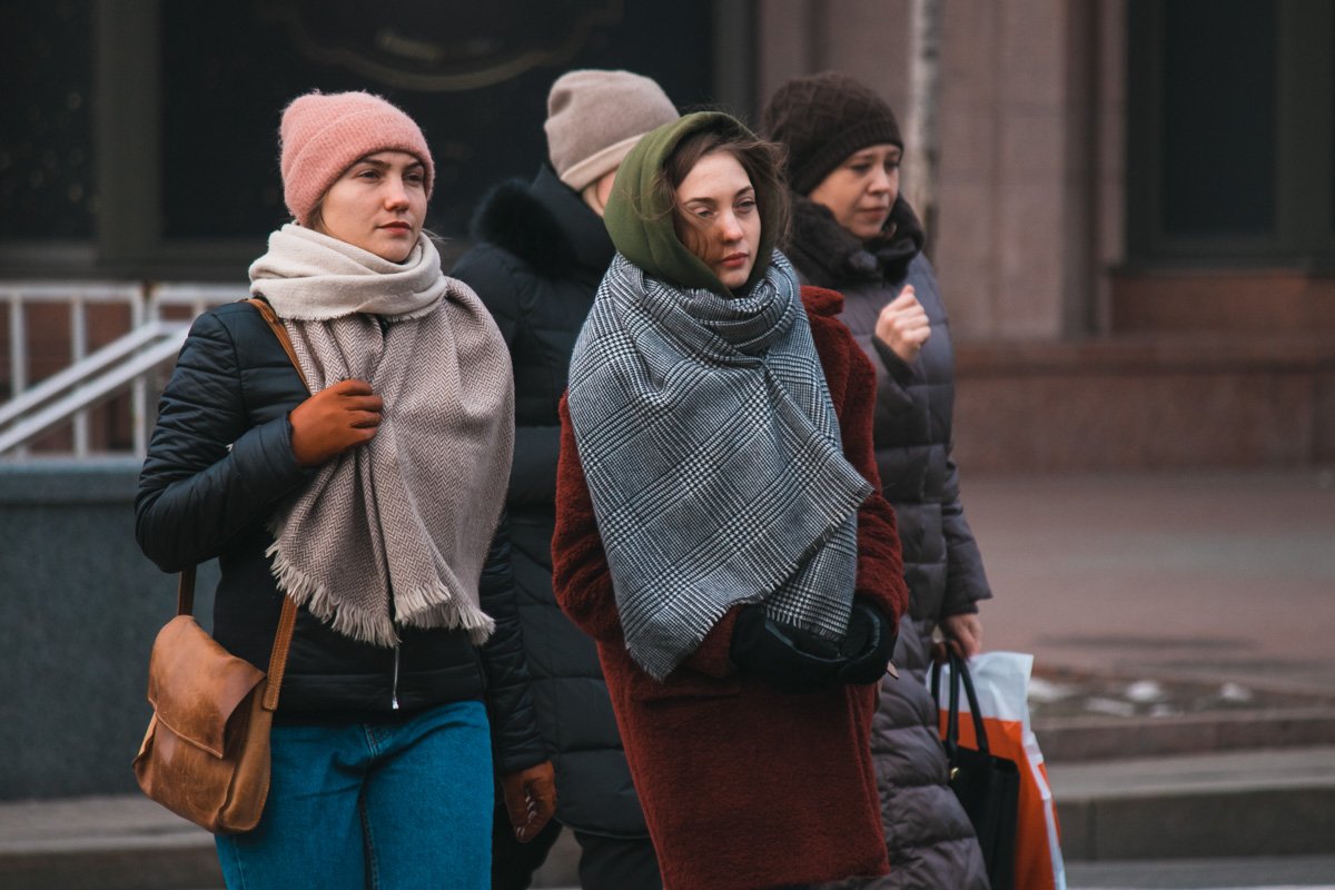 Когда вытащили на улицу, а хотелось поспать подольше