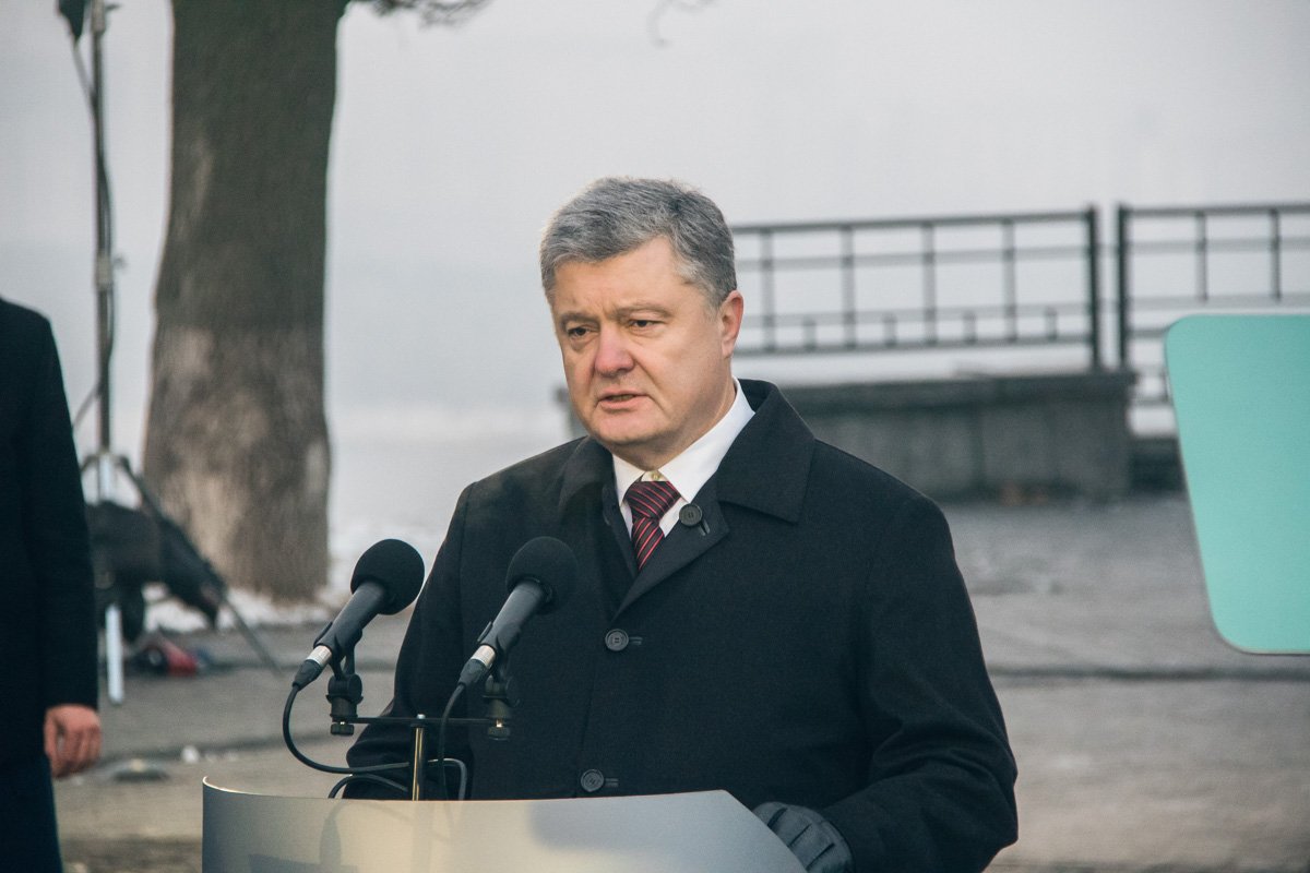 Петр Порошенко высоко оценил поддержку мирового сообщества в вопросах Голодомора 1932-1933 годов Петр Порошенко высоко оценил поддержку мирового сообщества в вопросах Голодомора 1932-1933 годов