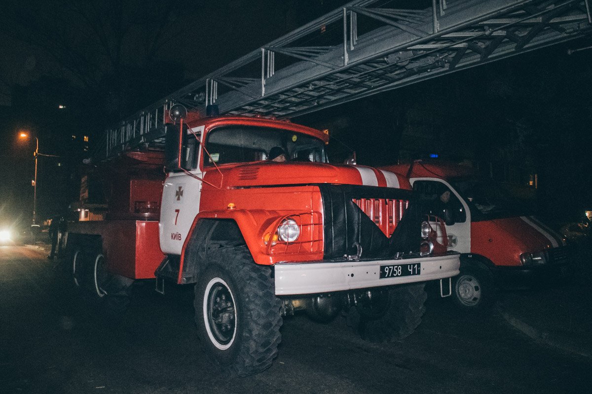 По предварительным данным, квартира принадлежит незрячему парализованному пенсионеру По предварительным данным, квартира принадлежит незрячему парализованному пенсионеру