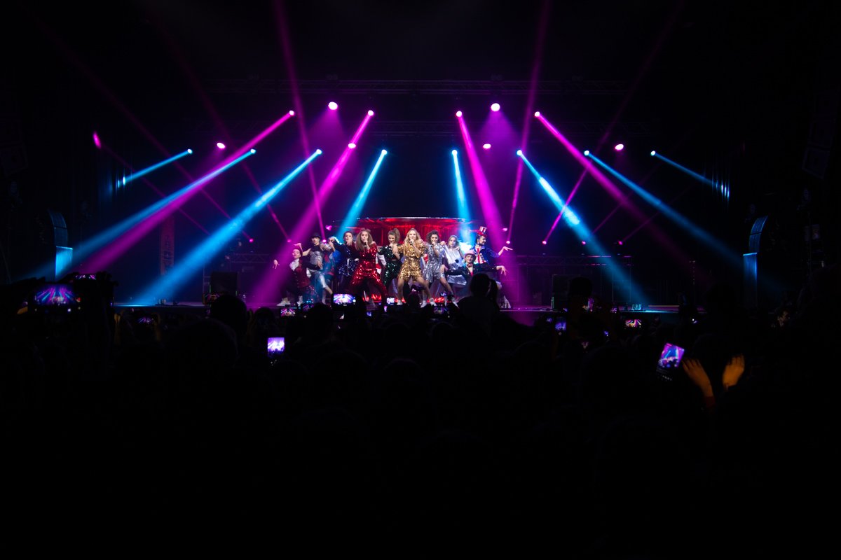 В Киеве выступили кумиры молодежы Open Kids. Фото: Максим Торпан