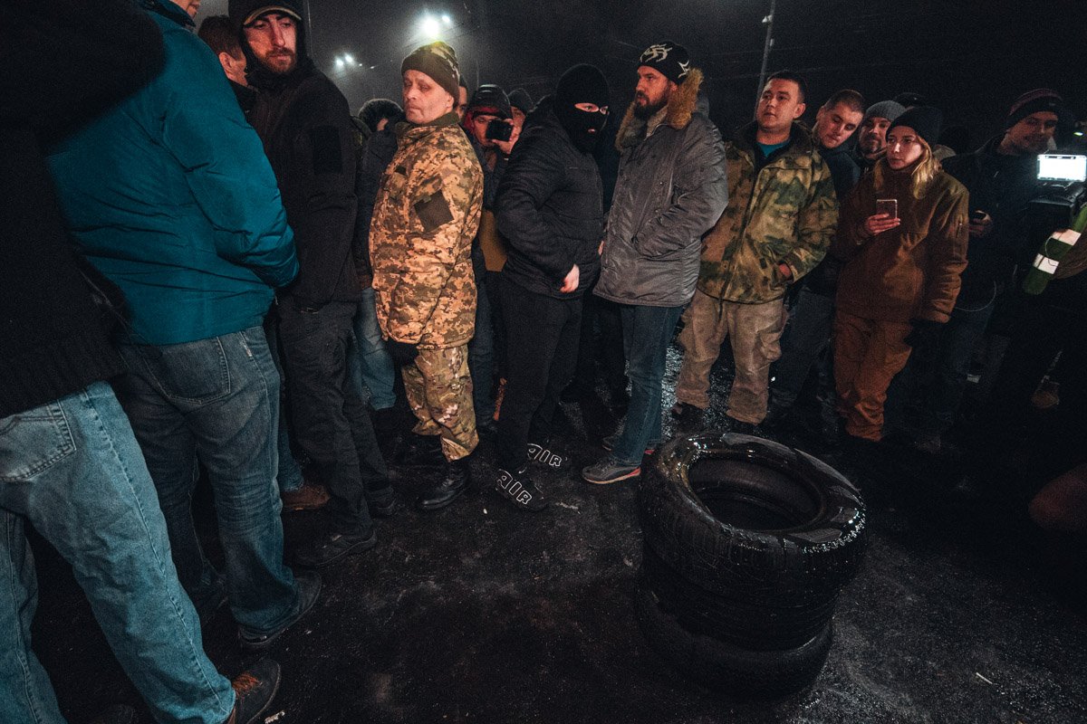 Вторая попытка поджечь шины