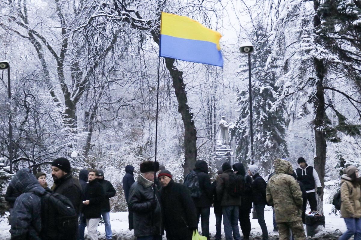 Женщины называли журналистов «Путинскими подстилками» и «посланниками Кремля»