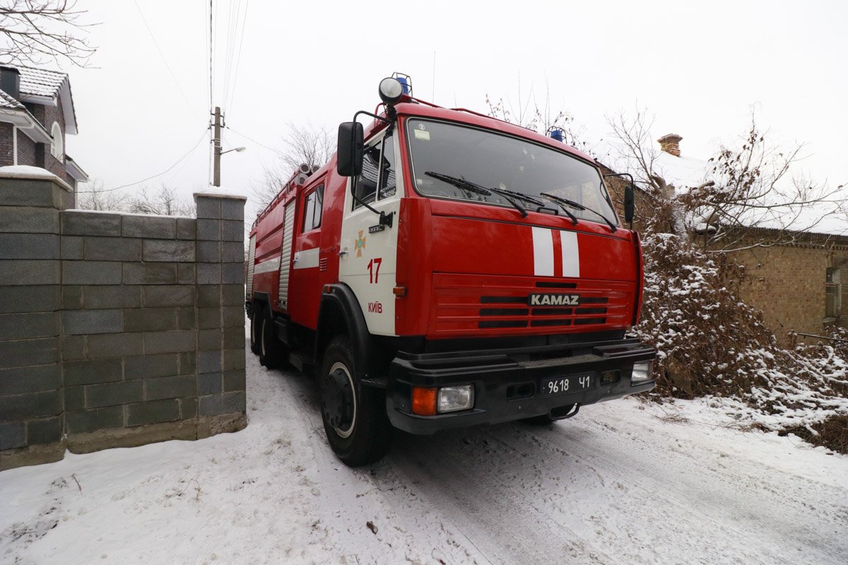 Тело нашли пожарные внутри частного дома Тело нашли пожарные внутри частного дома