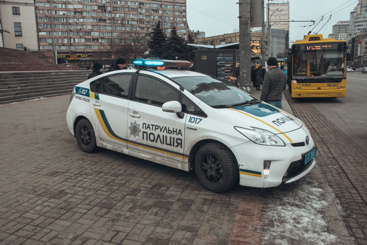 На месте работали медики, патрульная и следственно-оперативная группа На месте работали медики, патрульная и следственно-оперативная группа