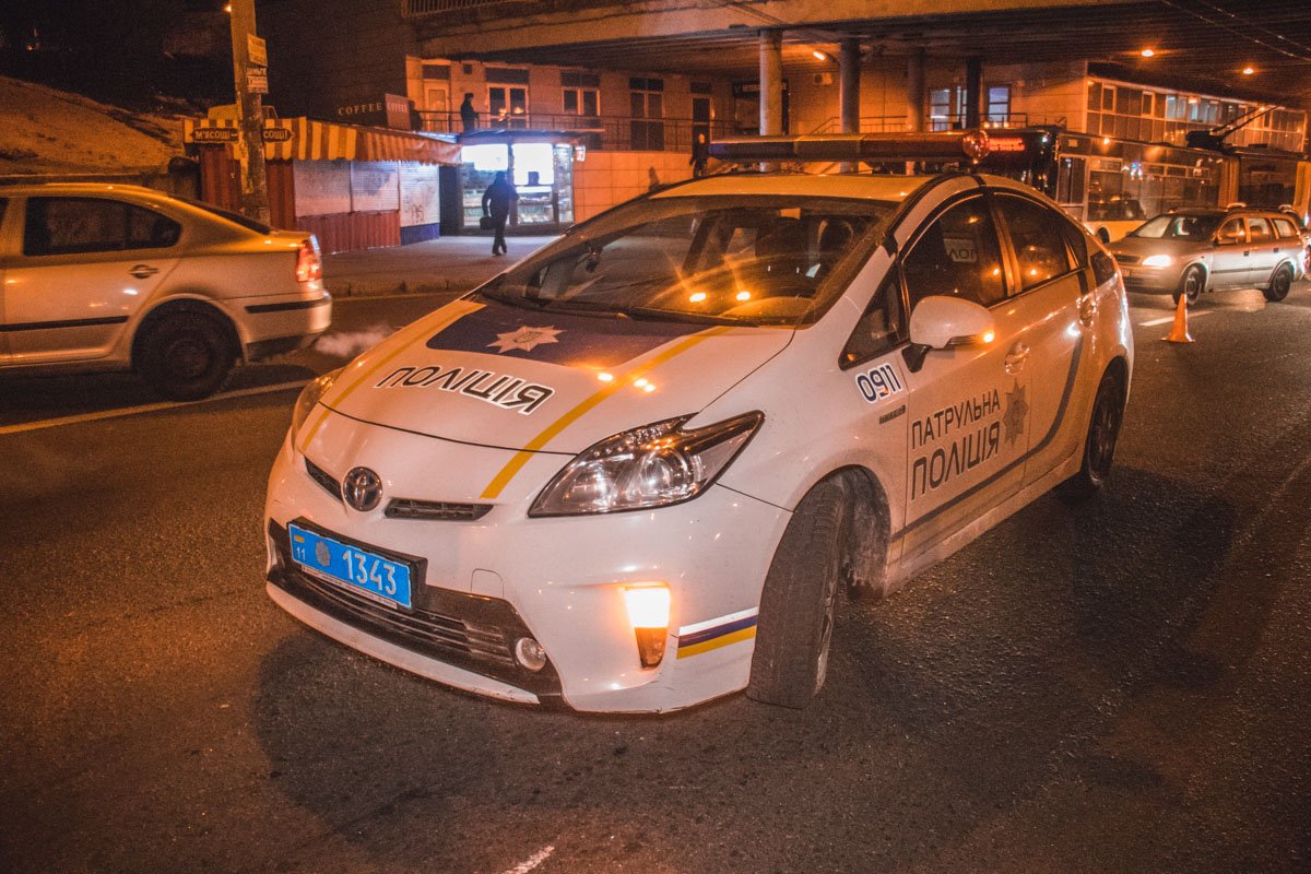 На месте работал экипаж патрульной полиции, подробности выясняются На месте работал экипаж патрульной полиции, подробности выясняются