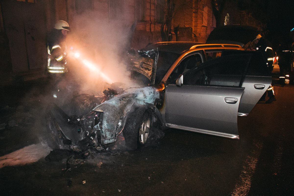 В ночь на 29 ноября в Киеве по адресу улица Олеся Гончара, 43 произошел пожар