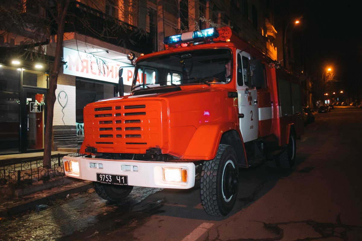 На месте работало две единицы пожарной техники