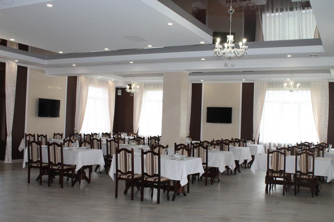 Смотреть на звезды в новогоднюю ночь может быть очень романтично