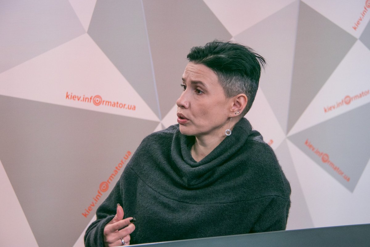  По совету психолога, разговаривать с ребенком стоит, но перед этим нужно поговорить с самим собой 