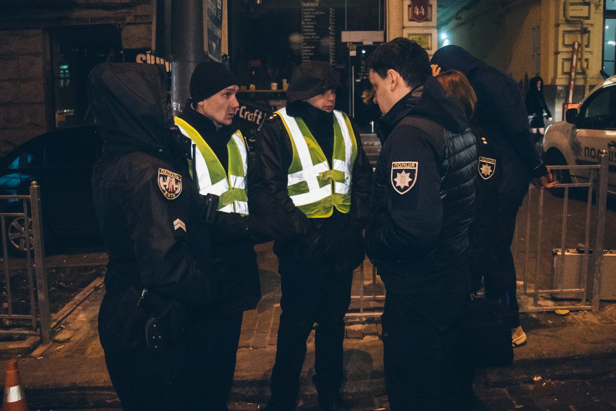 Обстоятельства происшествия выясняются 