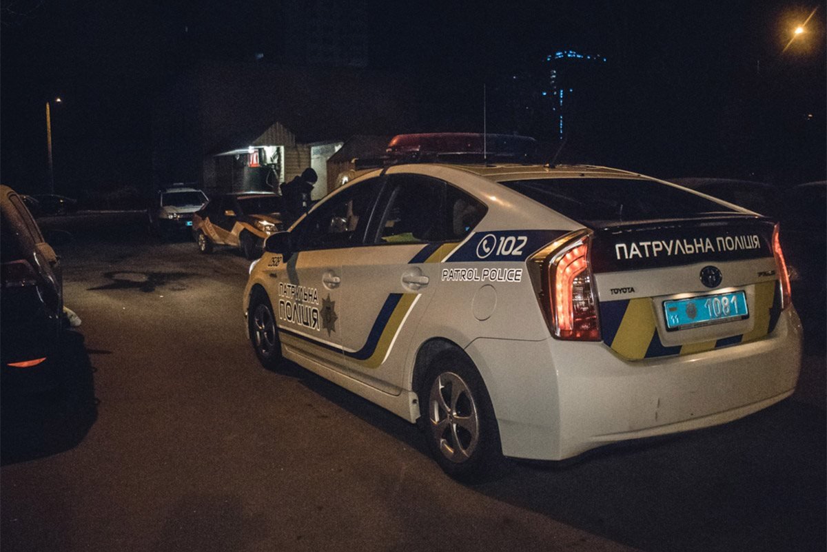 На месте работали медики, патрульные и следственно-оперативная группа На месте работали медики, патрульные и следственно-оперативная группа