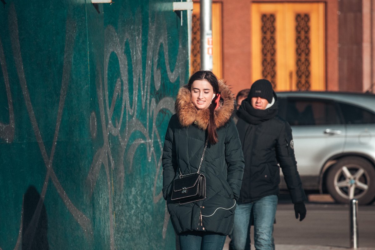 Всмысле нельзя спать на ходу?!