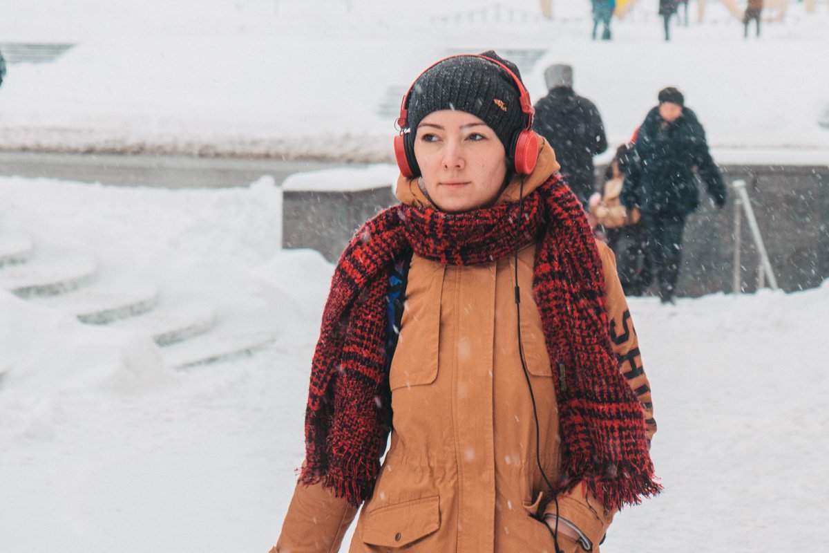 Все нипочем, когда в наушниках любимый трек Все нипочем, когда в наушниках любимый трек