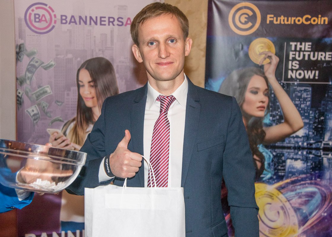 Приятно получать подарки Приятно получать подарки