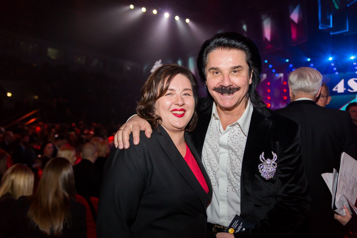 Если бы была номинация "Самые сексуальные усы Украины", победитель был бы очевиден - это Павло Зибров 