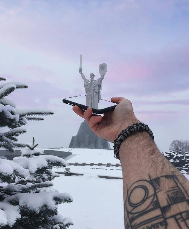 Отражение Великой. Фото: @ok_samytnyi Отражение Великой. Фото: @ok_samytnyi