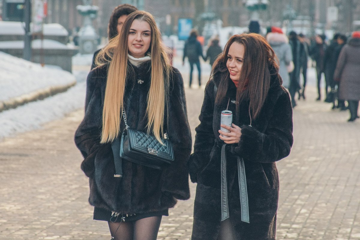 Хоть и замерзшие, но радостные лица Хоть и замерзшие, но радостные лица