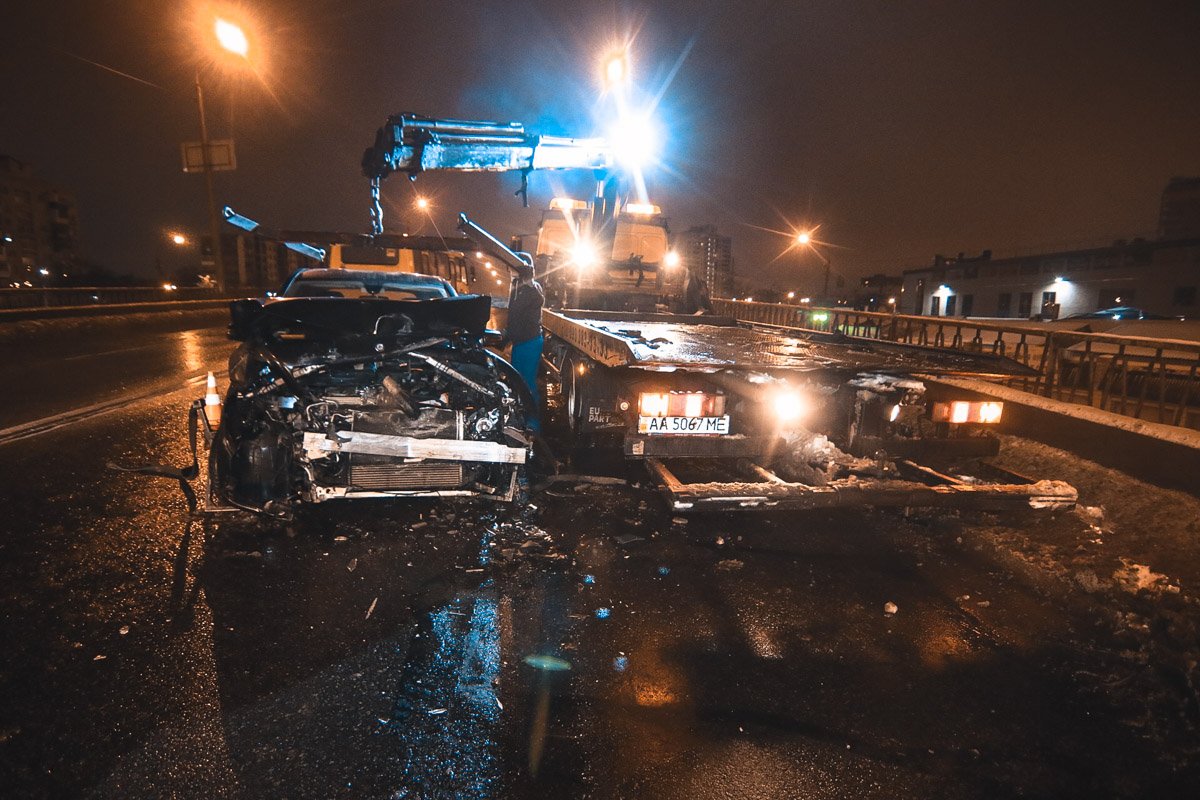 На месте работали патрульные, но водители решили обойтись без протокола