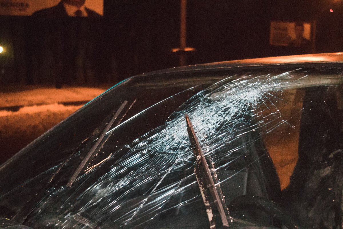 В момент аварии в машине находились двое мужчин В момент аварии в машине находились двое мужчин