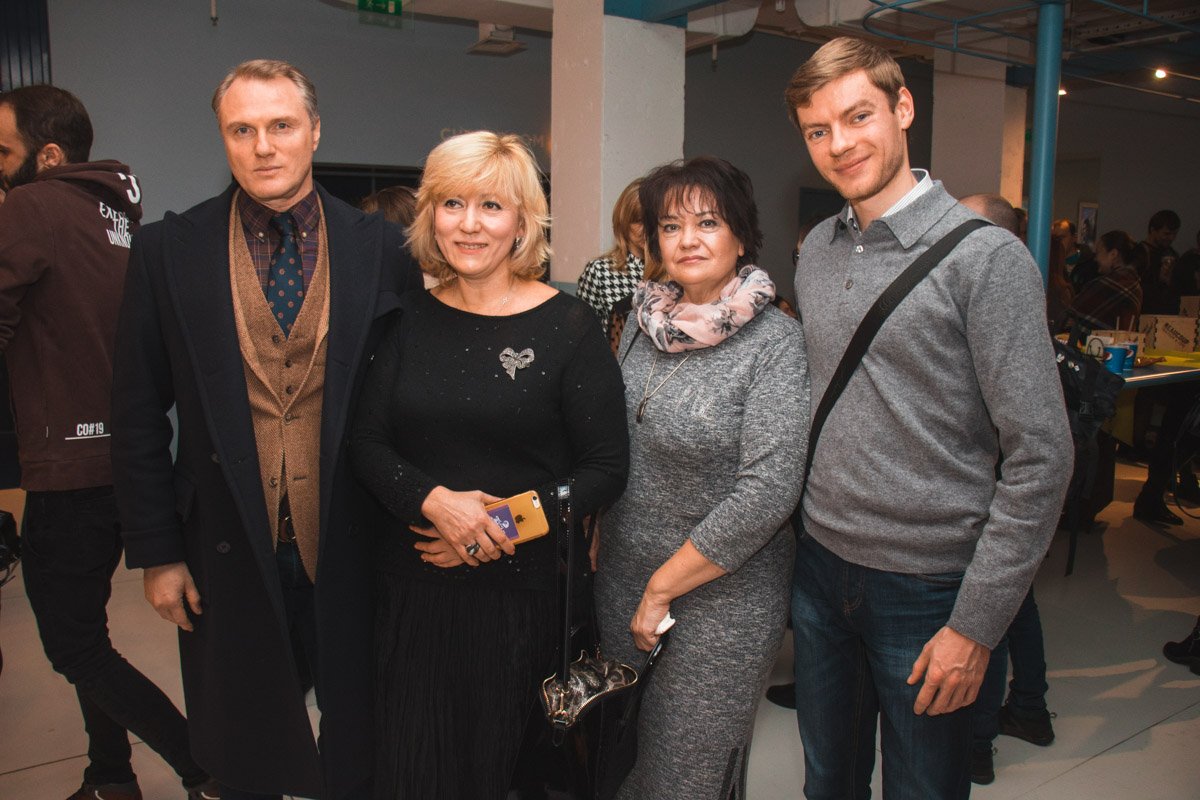 Евгений Рябчинский, эксперт в рекламе, отметил, что мы имеем такую рекламу, на которую заслуживаем