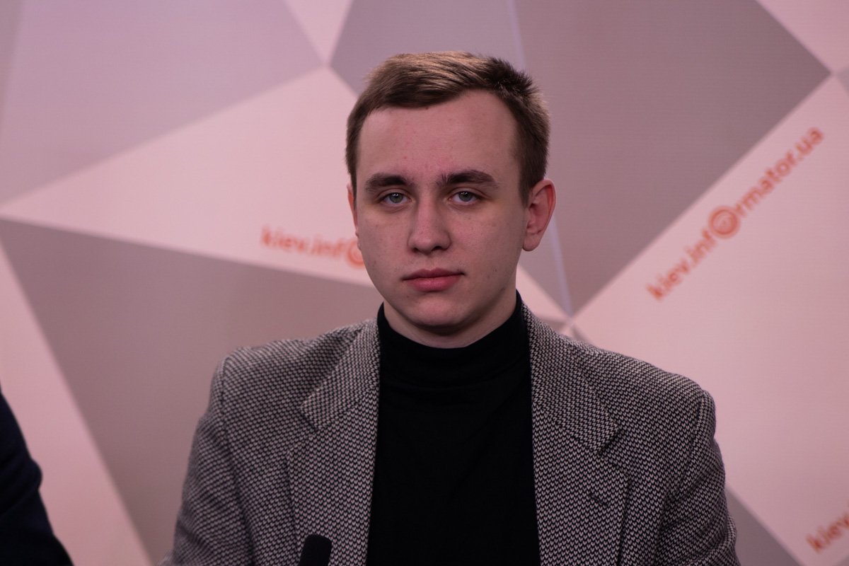 Юрист ЮК «Альянс Правовых Сил» Артур Лозицкий Юрист ЮК «Альянс Правовых Сил» Артур Лозицкий