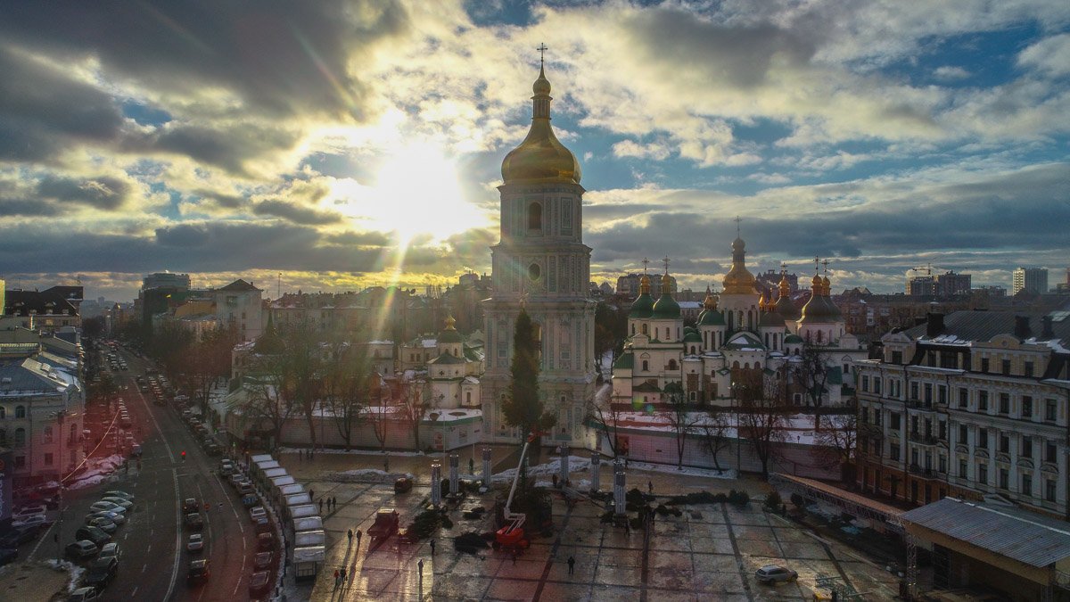 Софийская площадь выглядит восхитительно уже сейчас Софийская площадь выглядит восхитительно уже сейчас