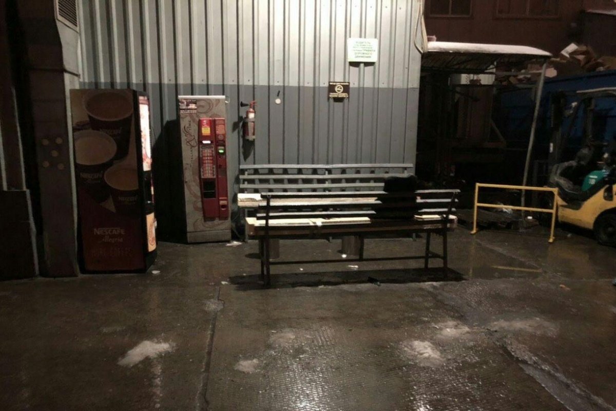 Инцидент произошел в служебном помещении Инцидент произошел в служебном помещении