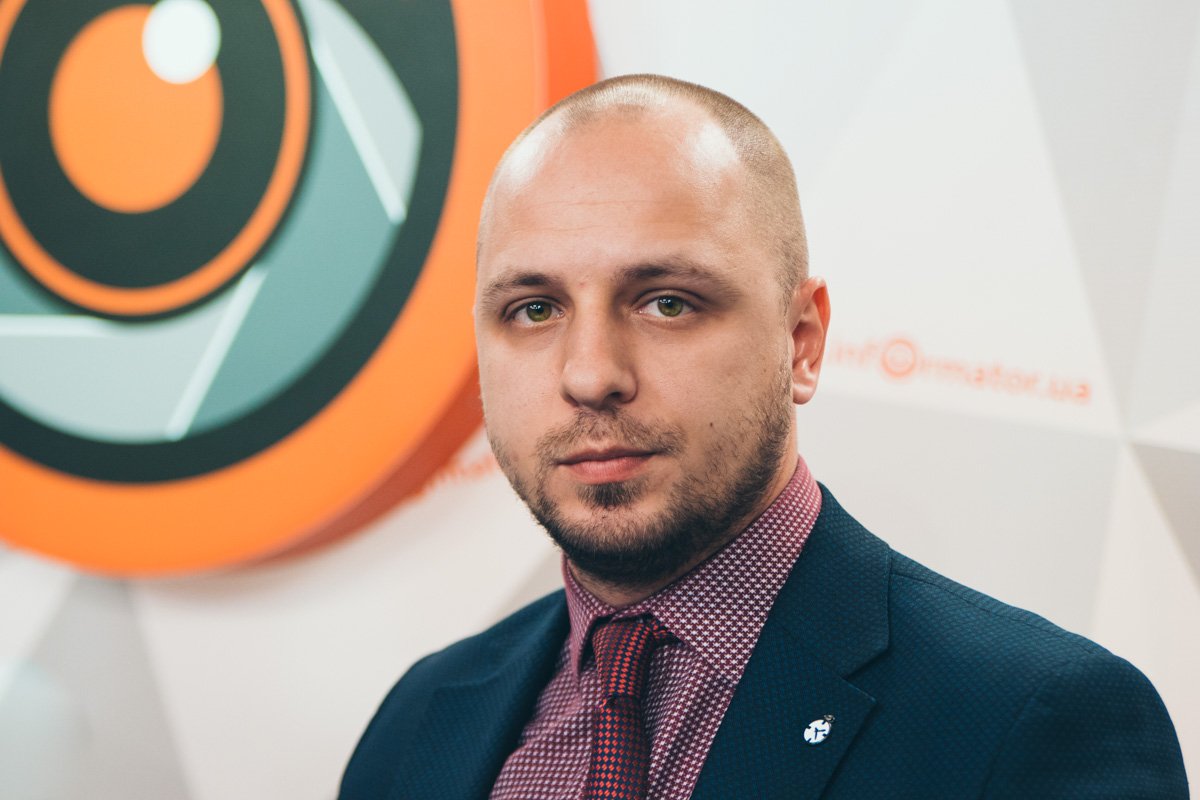 По словам адвоката, административный штраф составляет от 85 до 170 гривен за одну единицу, плюс компенсация ущерба лесничеству По словам адвоката, административный штраф составляет от 85 до 170 гривен за одну единицу, плюс компенсация ущерба лесничеству