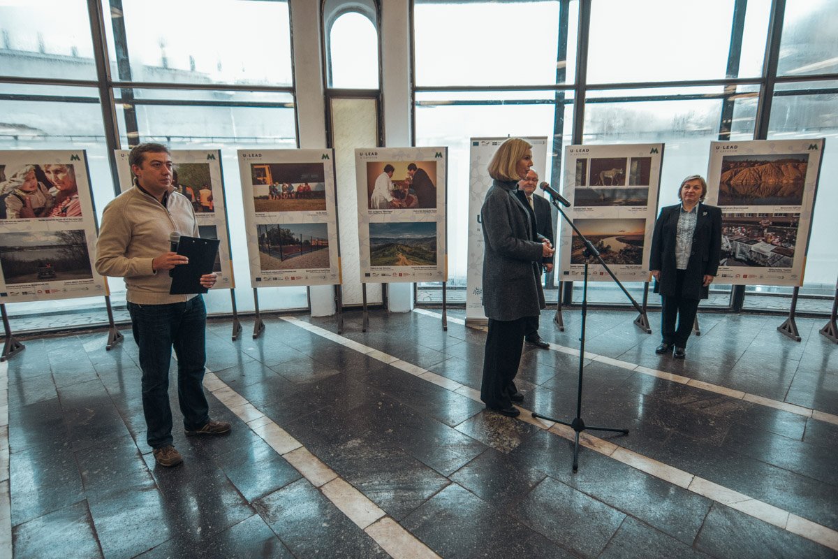 Выставка работает на станции метро Золотые ворота Выставка работает на станции метро Золотые ворота