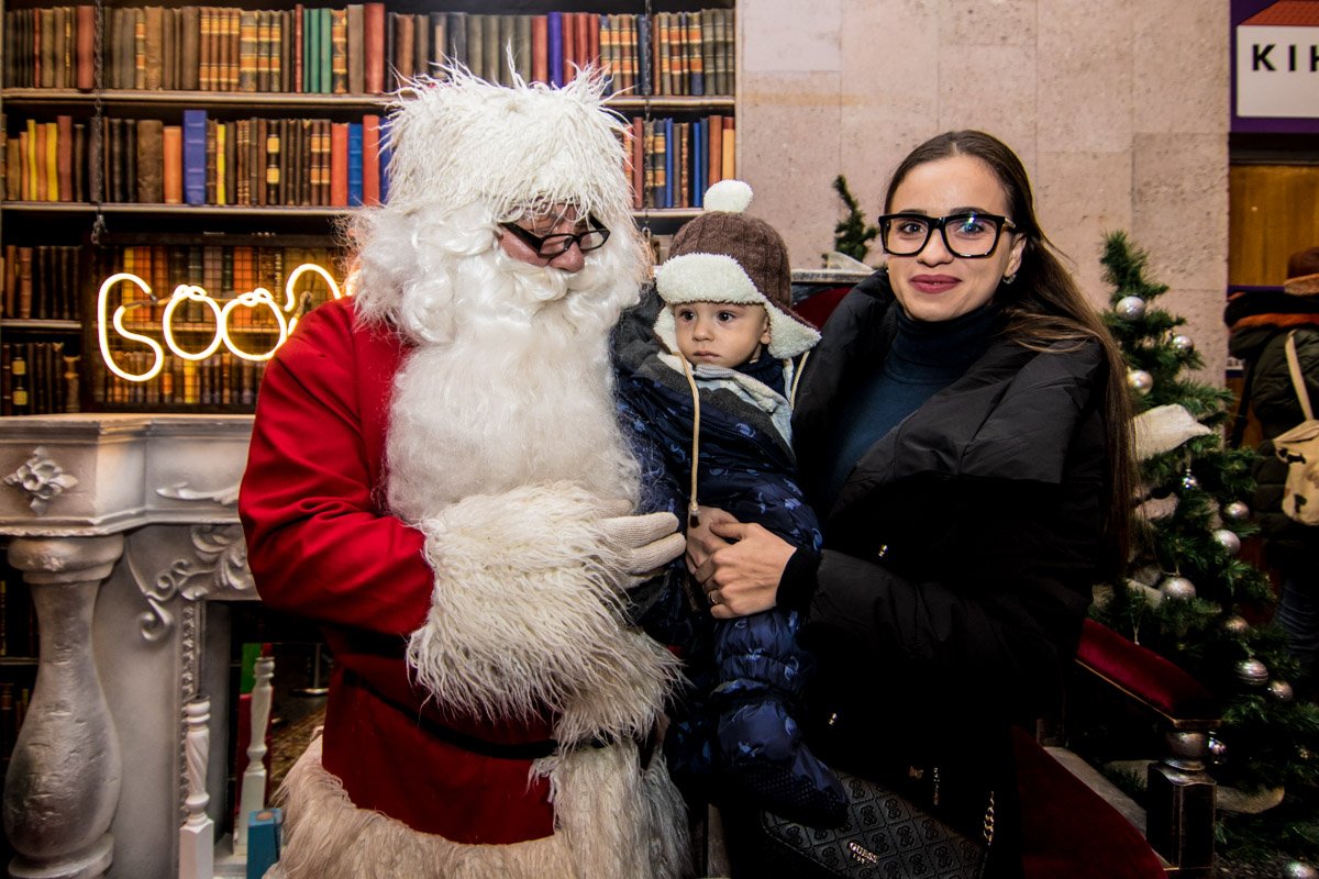 Даже крошки пришли куражиться