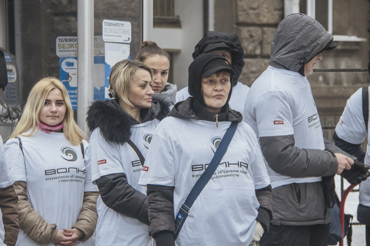 Согласно новому законопроекту, сумма штрафа при наличии наркотических веществ вырастет до 51000 гривен Согласно новому законопроекту, сумма штрафа при наличии наркотических веществ вырастет до 51000 гривен