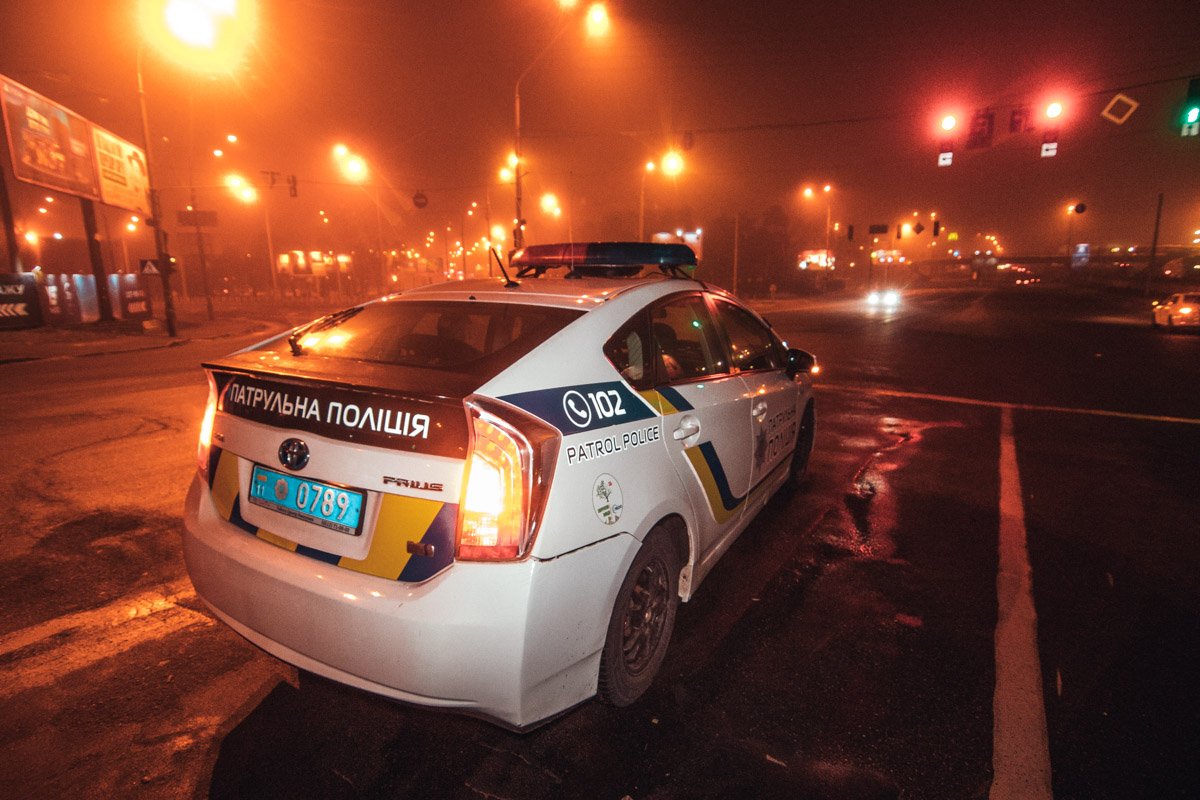 На месте работали сотрудники полиции и медики