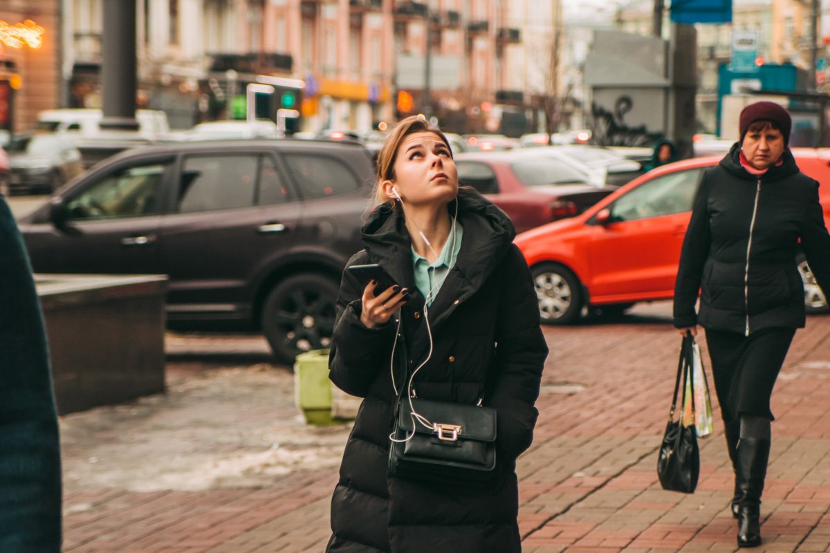 А может, моя судьба свалится на меня с неба?