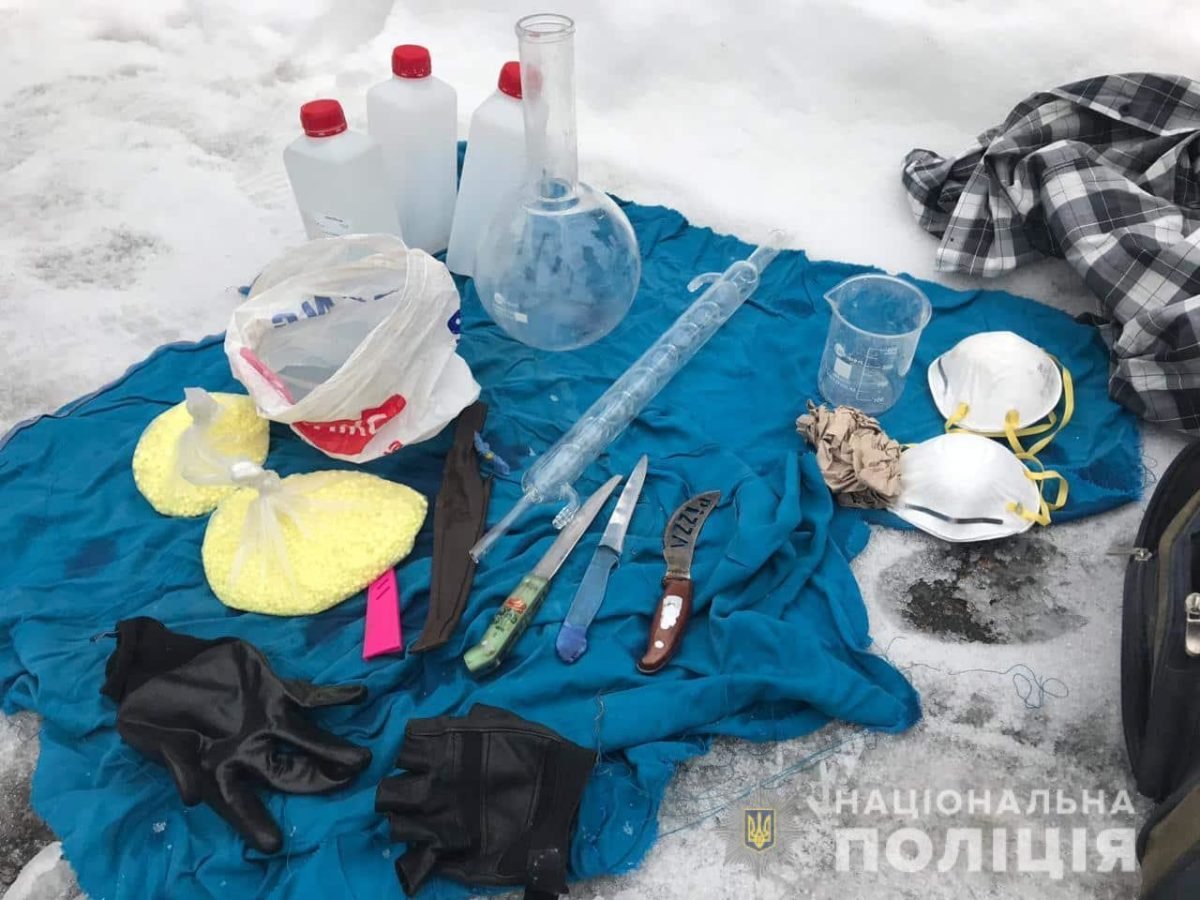 Под Киевом бывший милиционер варил и продавал амфетамин 2