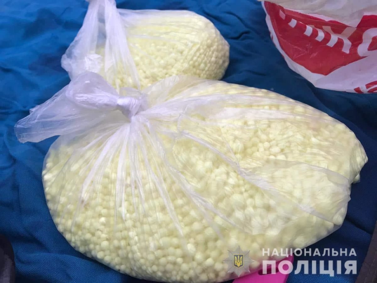 Сейчас его удалось задержать с 10 граммами амфетамина Сейчас его удалось задержать с 10 граммами амфетамина